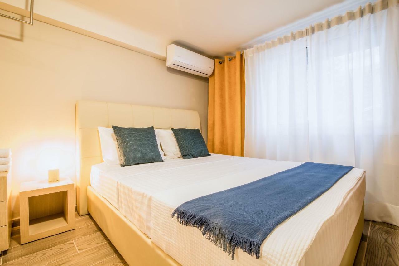 Cozy And Central Apartment Atena Exterior foto